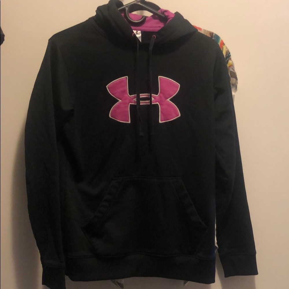 Women’s Medium Under Armor Hoodie